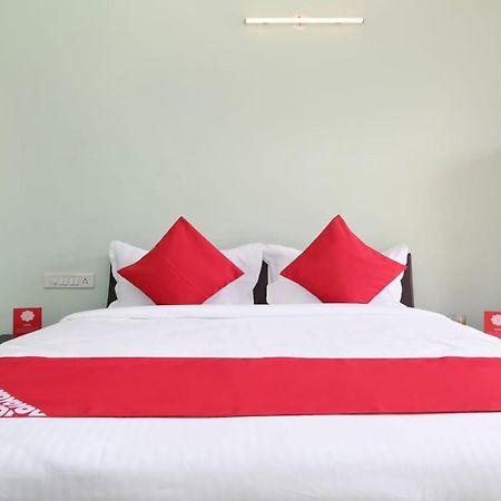 Hotel Nandanvan By Royal Stay 로나발라 외부 사진