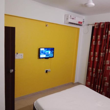 Hotel Nandanvan By Royal Stay 로나발라 외부 사진